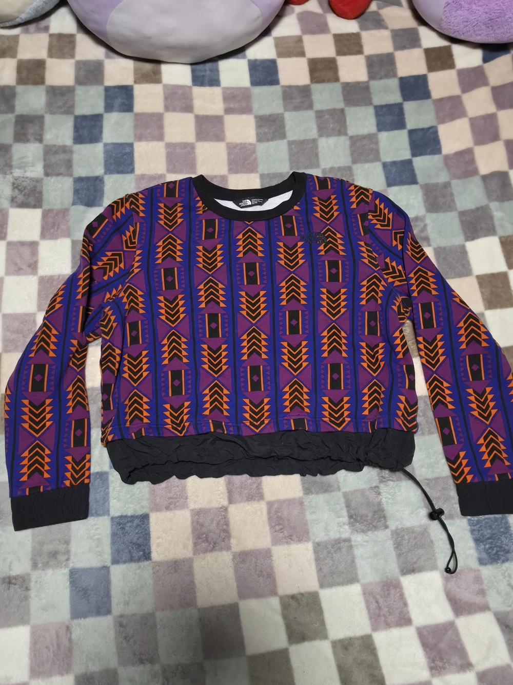 The North Face Purple & Orange Geometric Cropped Crew Sweater